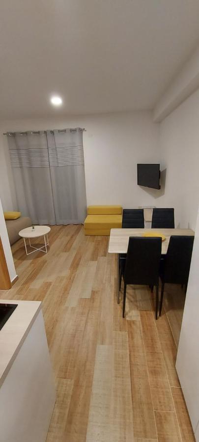 נאום Apartmani Barka מראה חיצוני תמונה