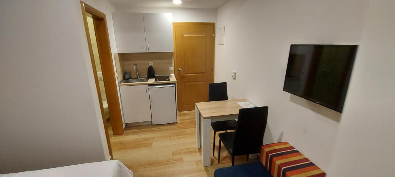 נאום Apartmani Barka מראה חיצוני תמונה
