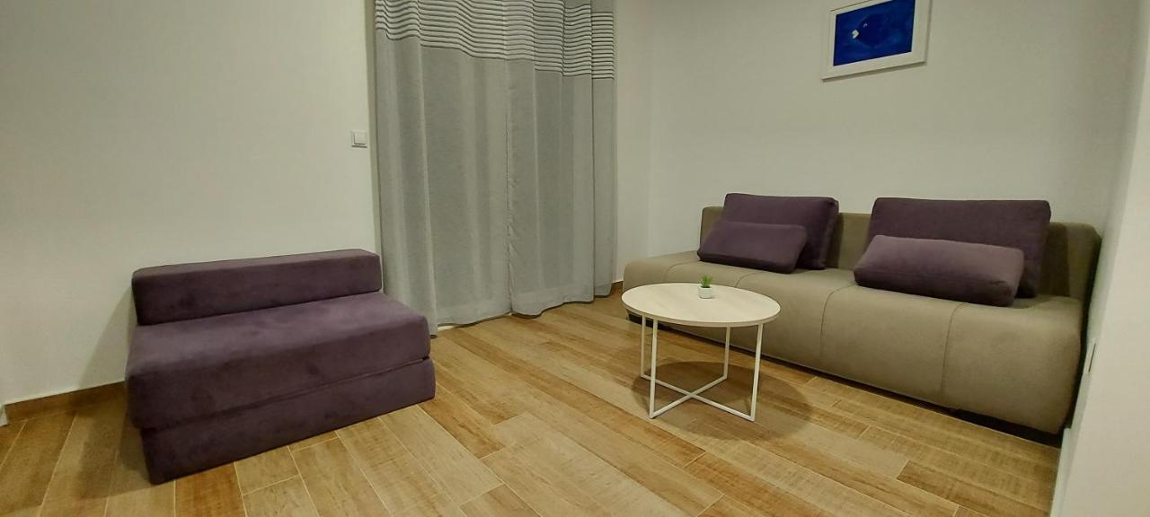 נאום Apartmani Barka מראה חיצוני תמונה