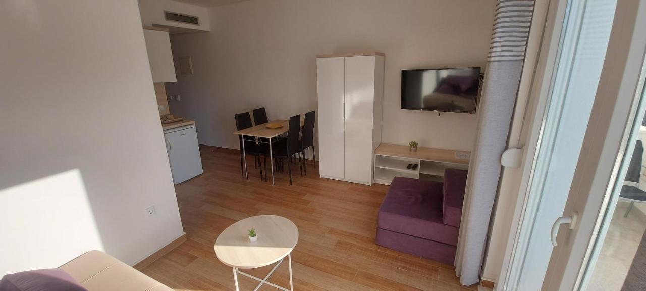 נאום Apartmani Barka מראה חיצוני תמונה
