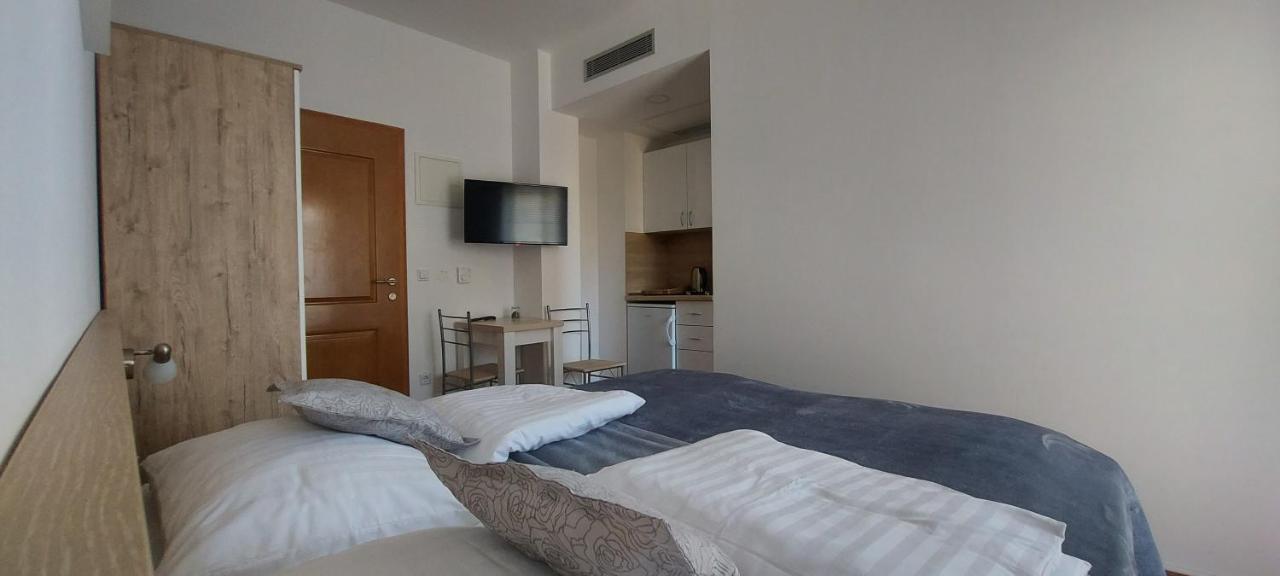נאום Apartmani Barka מראה חיצוני תמונה