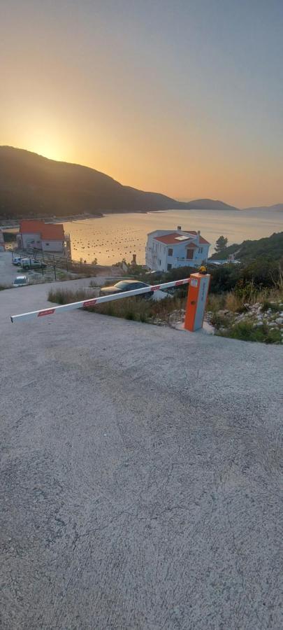 נאום Apartmani Barka מראה חיצוני תמונה
