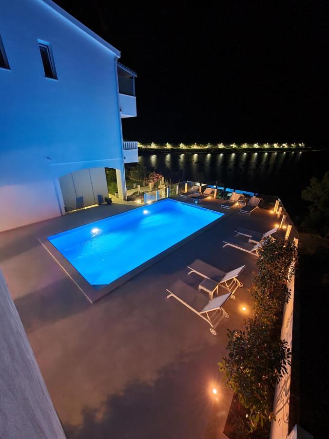נאום Apartmani Barka מראה חיצוני תמונה