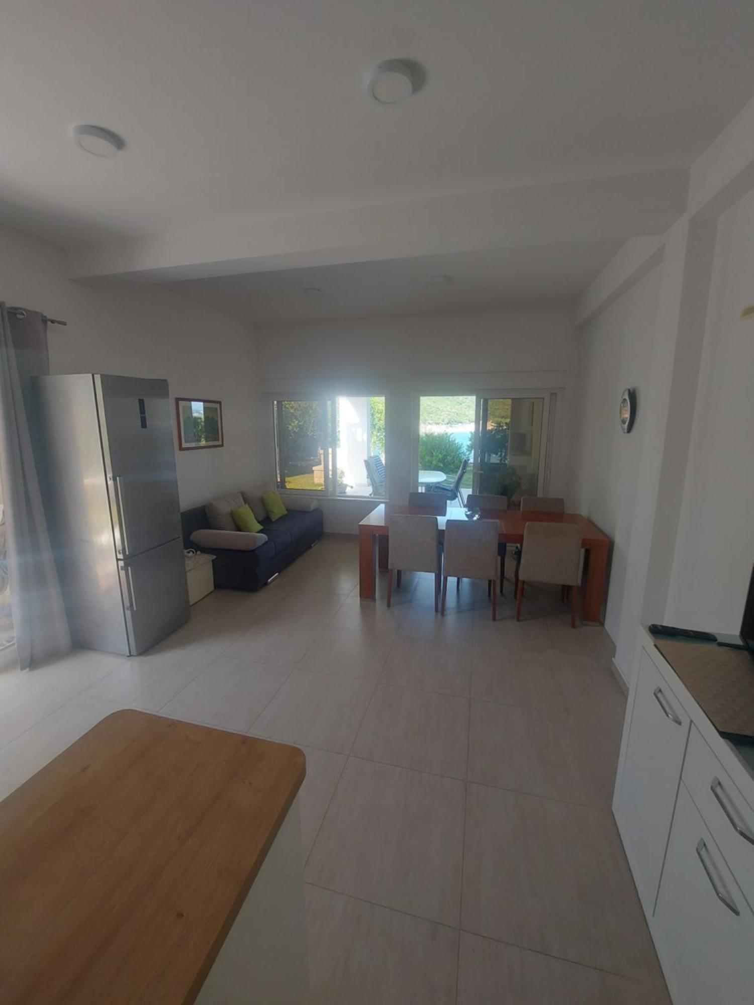 נאום Apartmani Barka מראה חיצוני תמונה